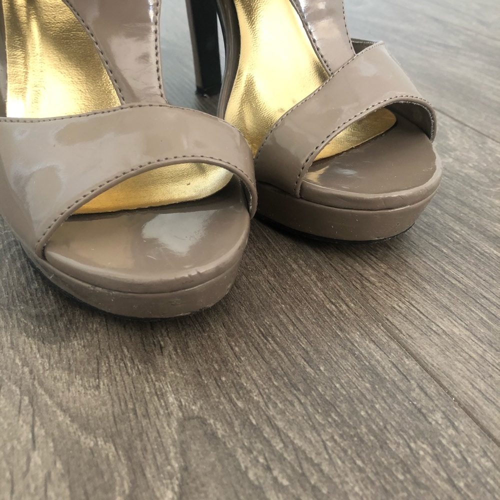 F21 Patent Heels - Picture 6 of 8